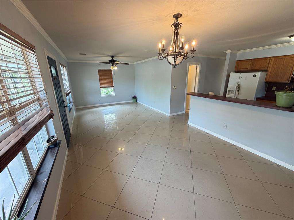 2240 Sw 25th Street Property Photo 3