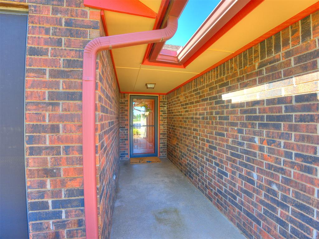 2201 Dena Drive Property Photo 7