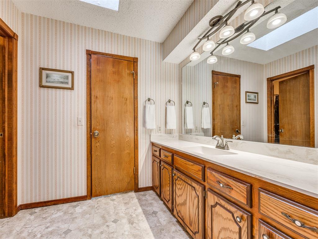 2201 Dena Drive Property Photo 23