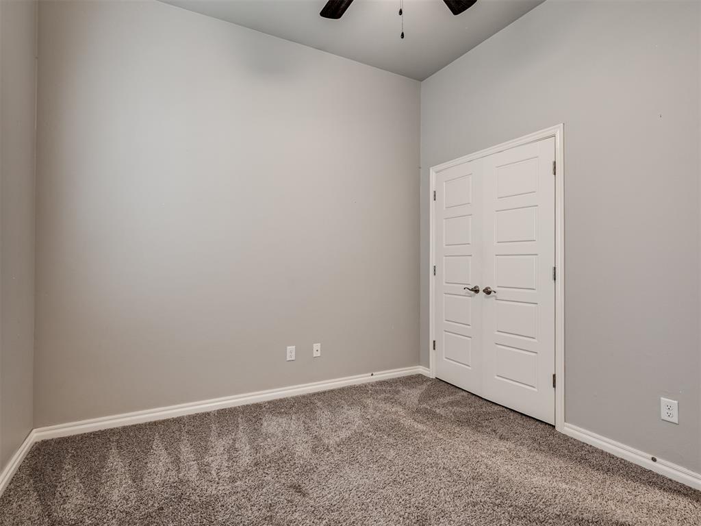 1305 N Storybrook Street Property Photo 22