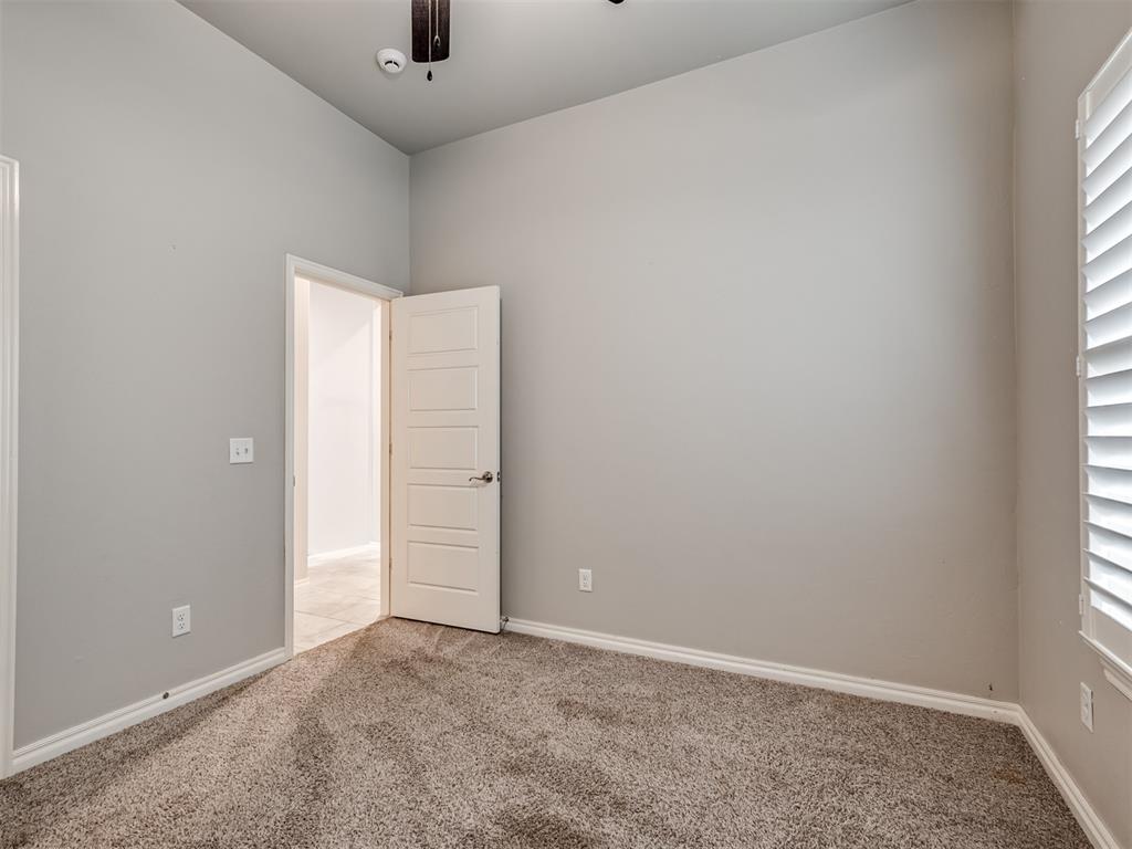 1305 N Storybrook Street Property Photo 23