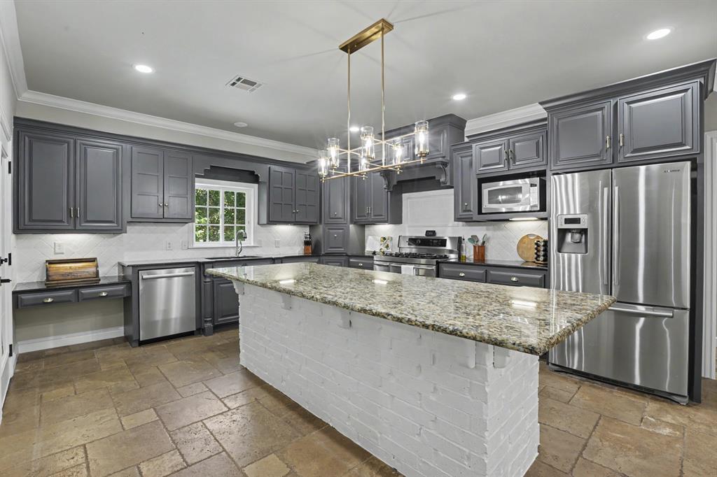3800 Polo Club Court Property Photo 10