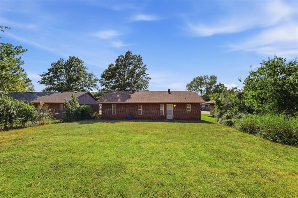 1623 Hardwood Grove Street Property Photo 25