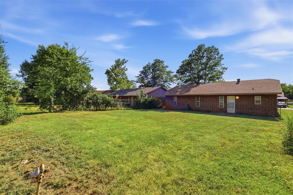 1623 Hardwood Grove Street Property Photo 27
