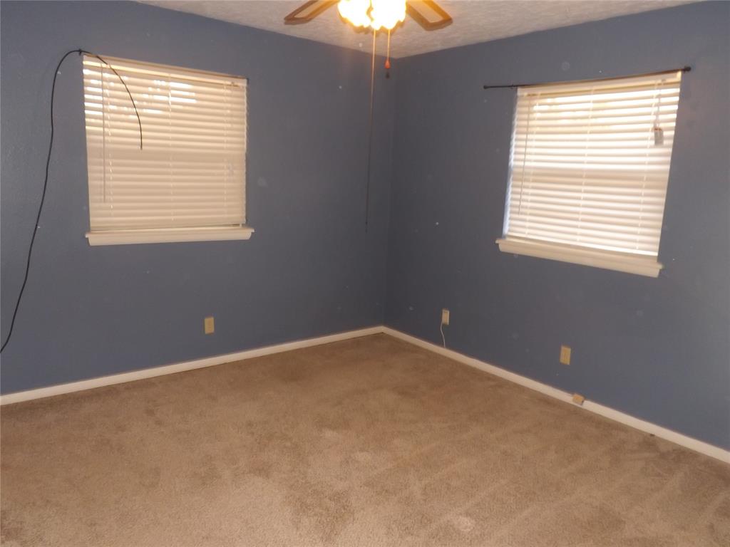 1908 N Robin Street Property Photo 14