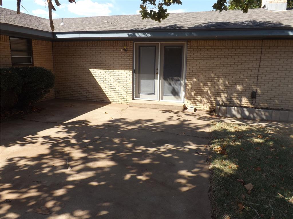 1908 N Robin Street Property Photo 35
