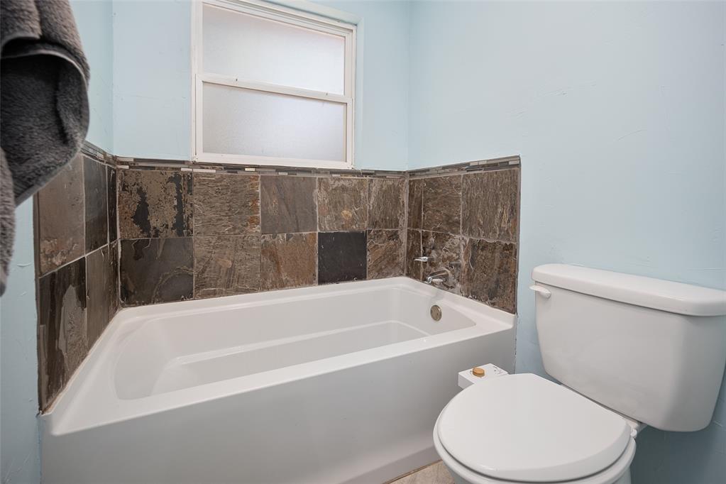 118 Oakside Drive Property Photo 14