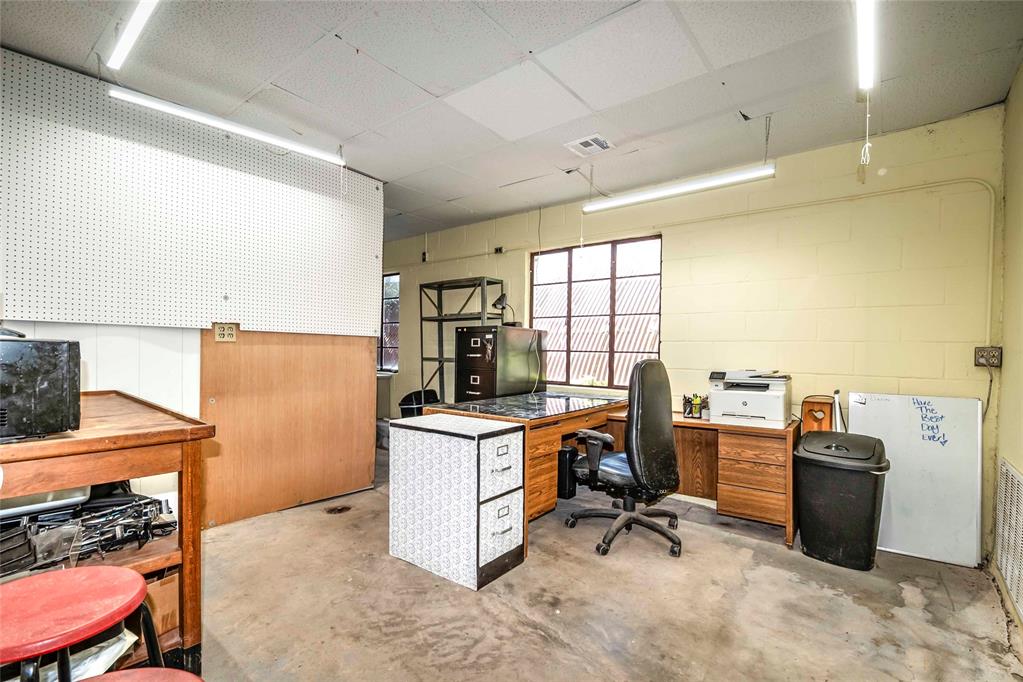 1241579 Property Photo 9
