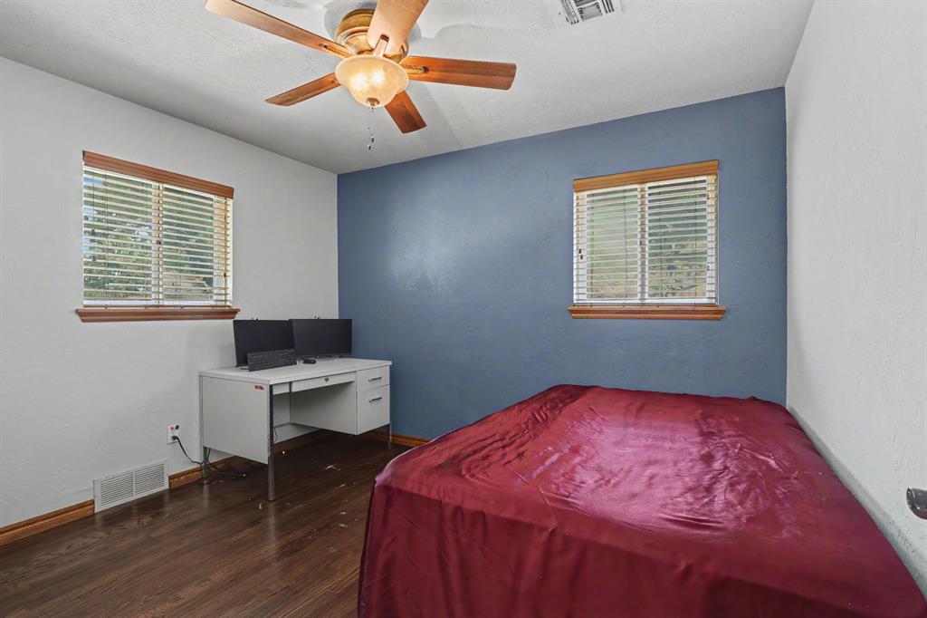 713 Hedge Drive Property Photo 13