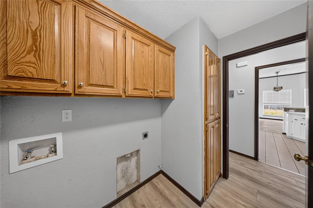 732 Sw 155th Place Property Photo 10