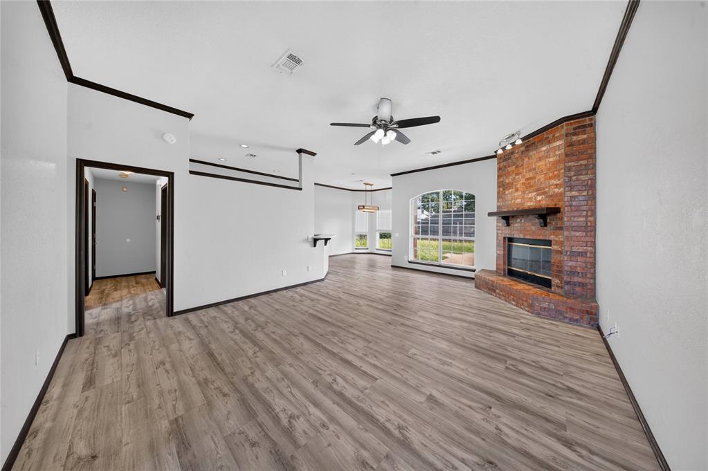732 Sw 155th Place Property Photo 14