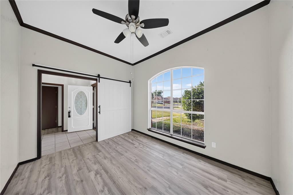 732 Sw 155th Place Property Photo 16