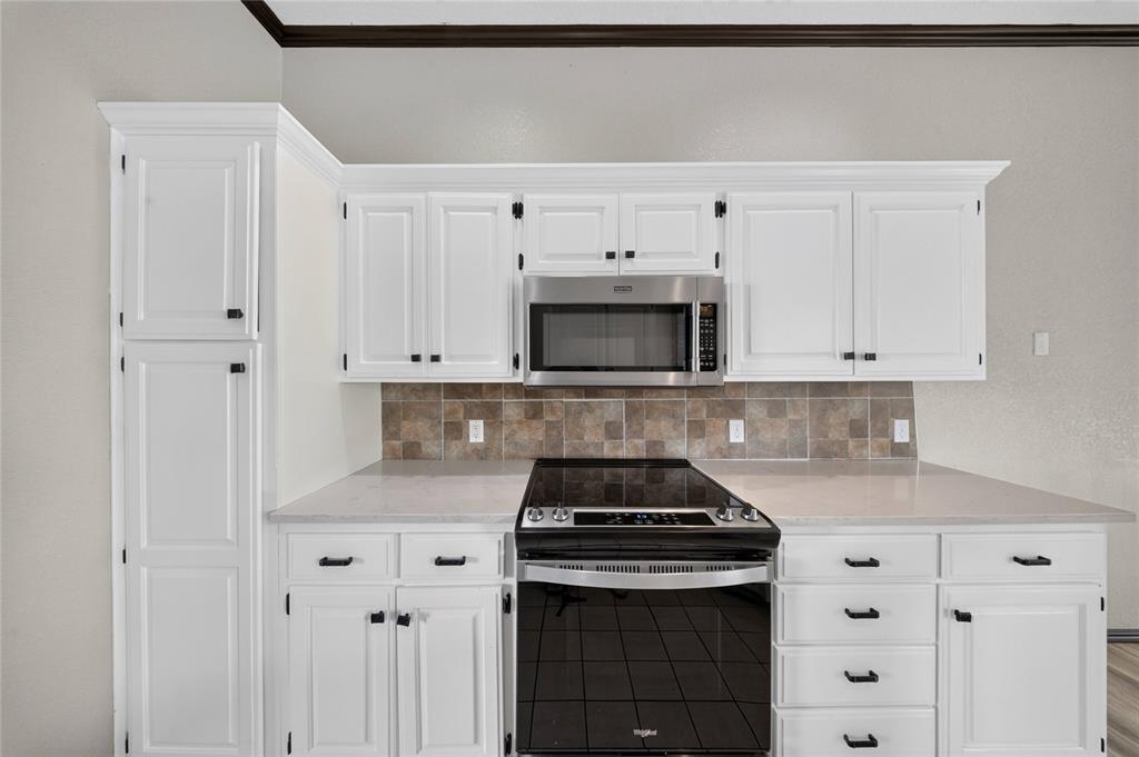 732 Sw 155th Place Property Photo 19