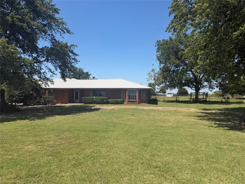 48906 Highway 3e Highway Property Photo 1