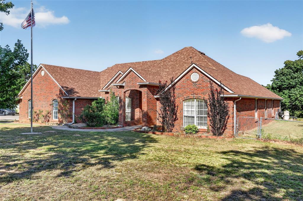 329833 E Highway 66 Property Photo 5