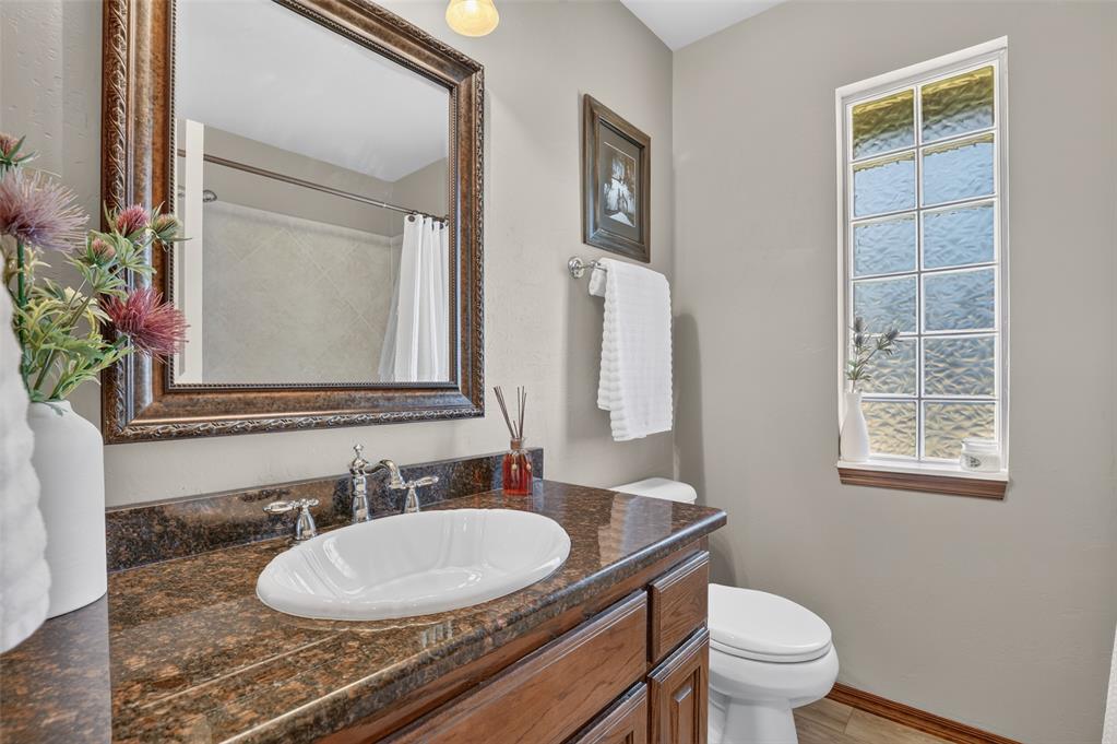 300 Crossland Court Property Photo 30