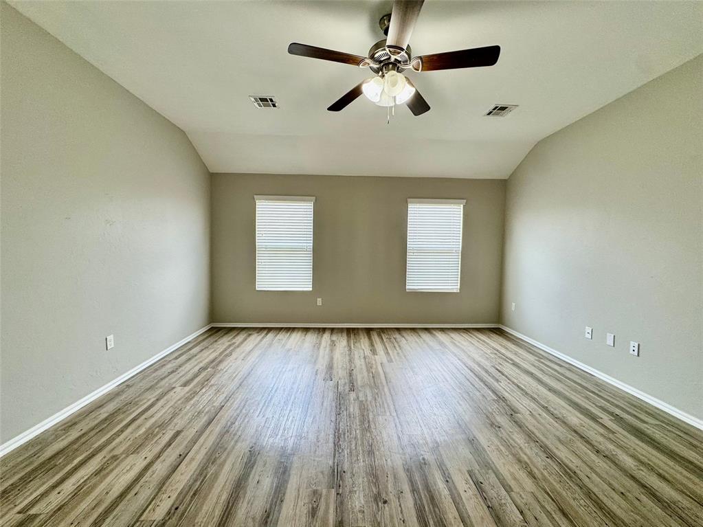 1895 Bartlett Drive Property Photo 5