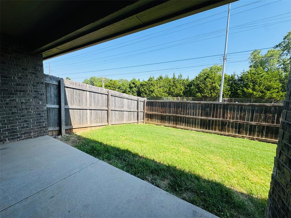 1001 Merlin Drive 1001 - 1003 Property Photo 33