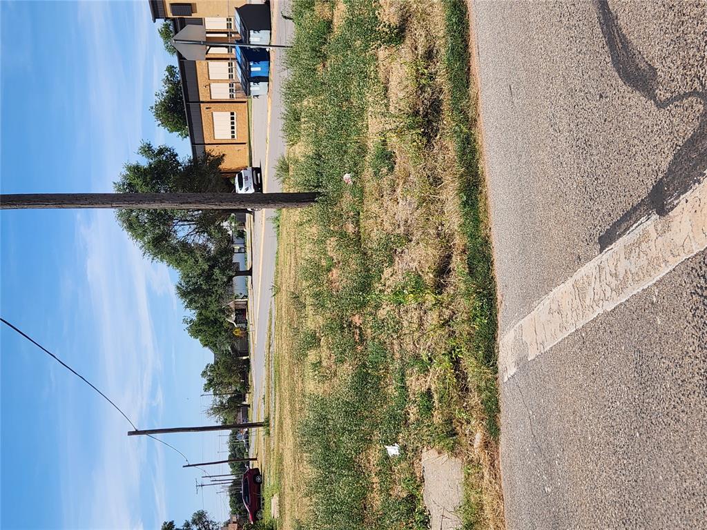 320 N Jackson Street Property Photo 2