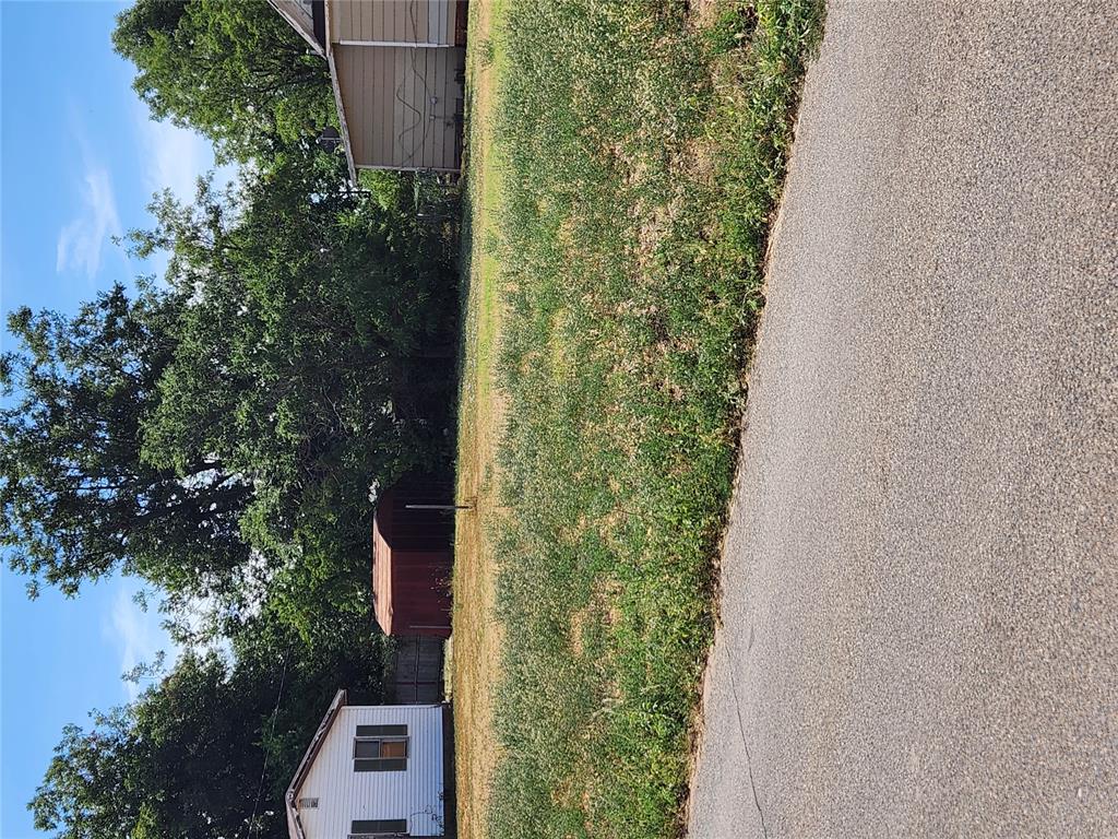 320 N Jackson Street Property Photo 3