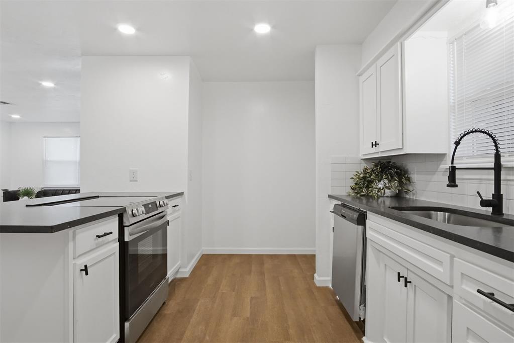 420 W Minnesota Avenue Property Photo 15