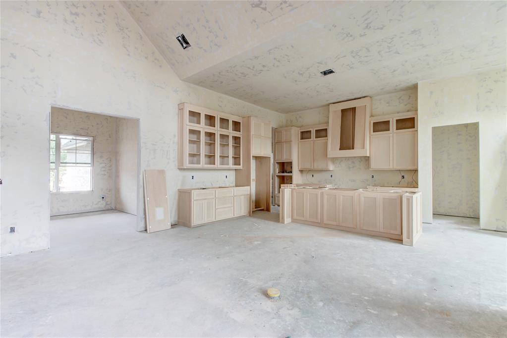 1913 Providence Drive Property Photo 14
