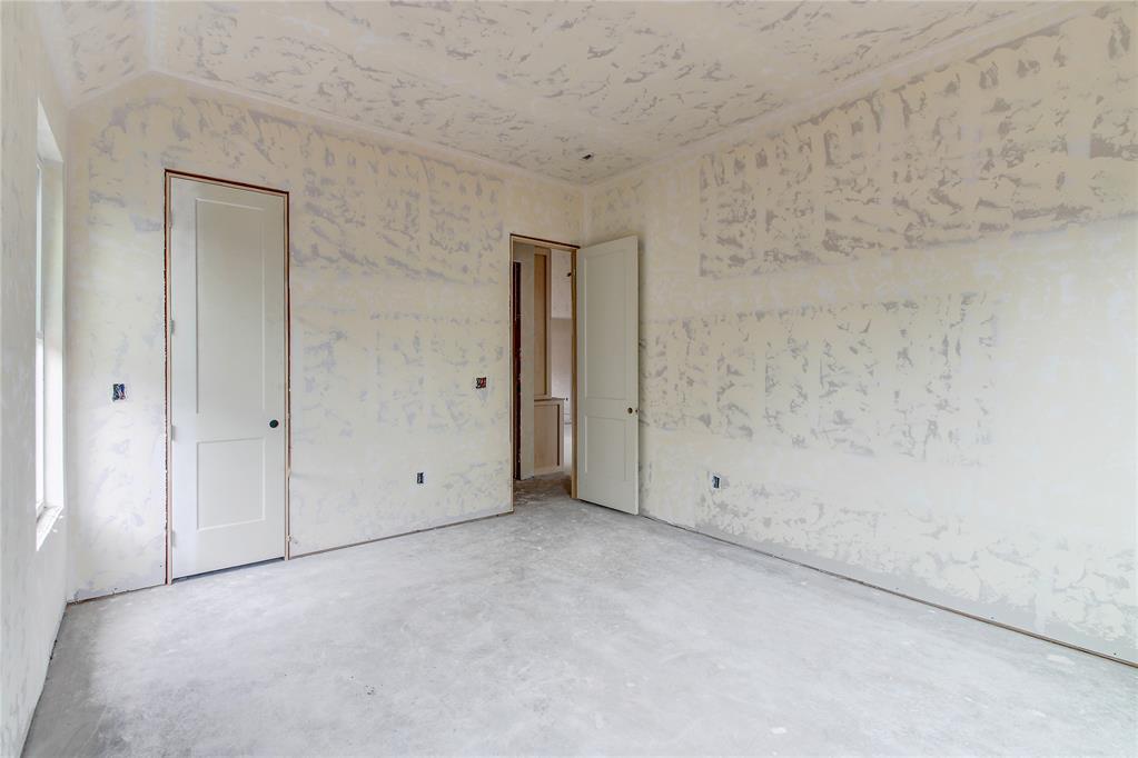 1913 Providence Drive Property Photo 28