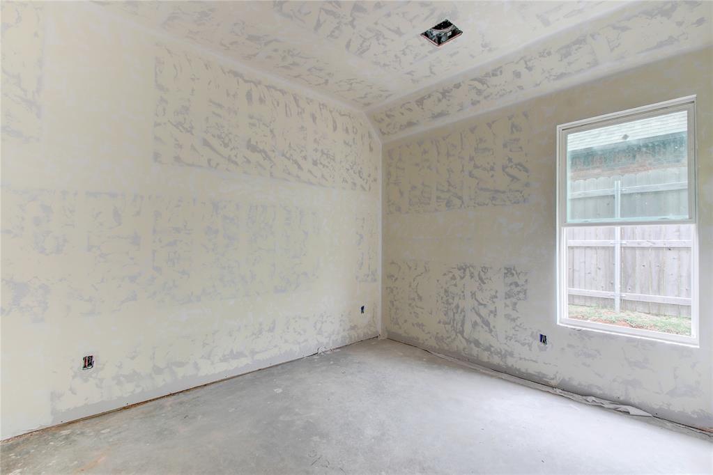 1913 Providence Drive Property Photo 33