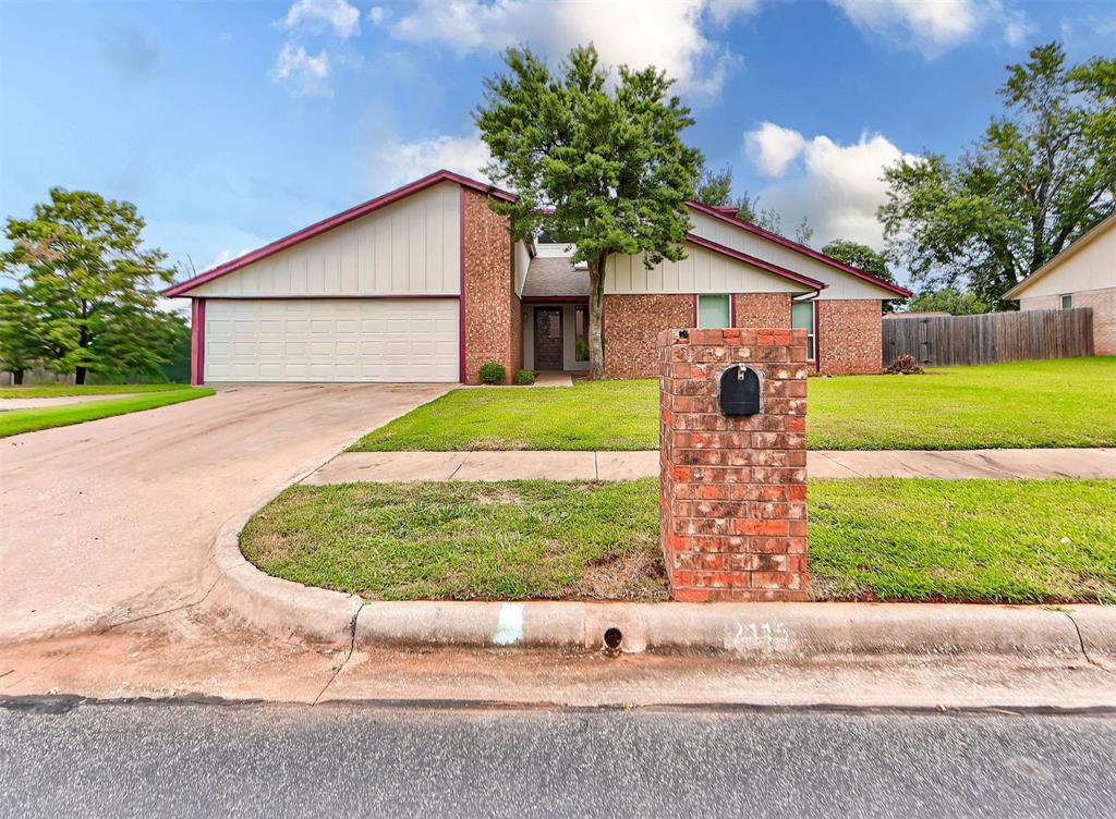2115 Teresa Drive Property Photo 1
