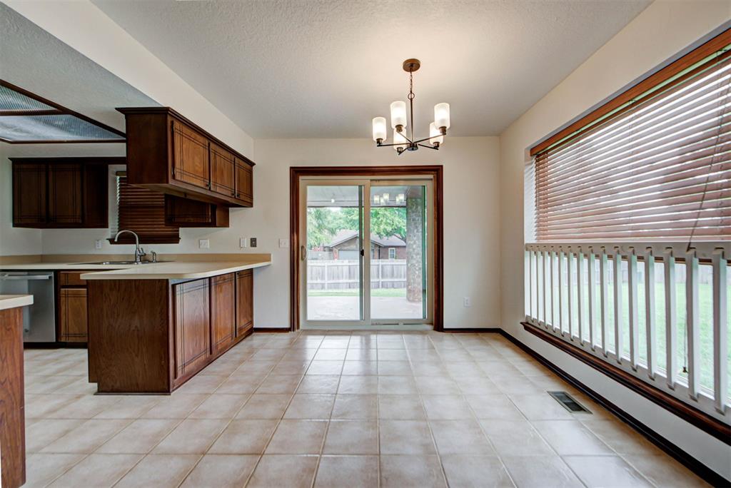 2115 Teresa Drive Property Photo 10