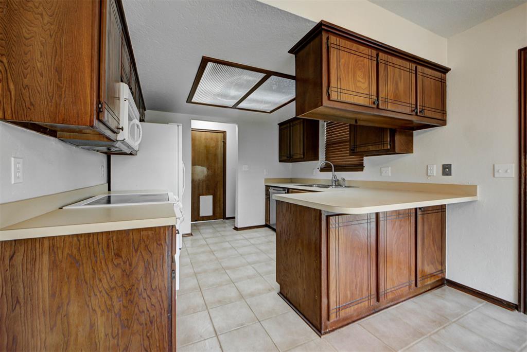 2115 Teresa Drive Property Photo 12