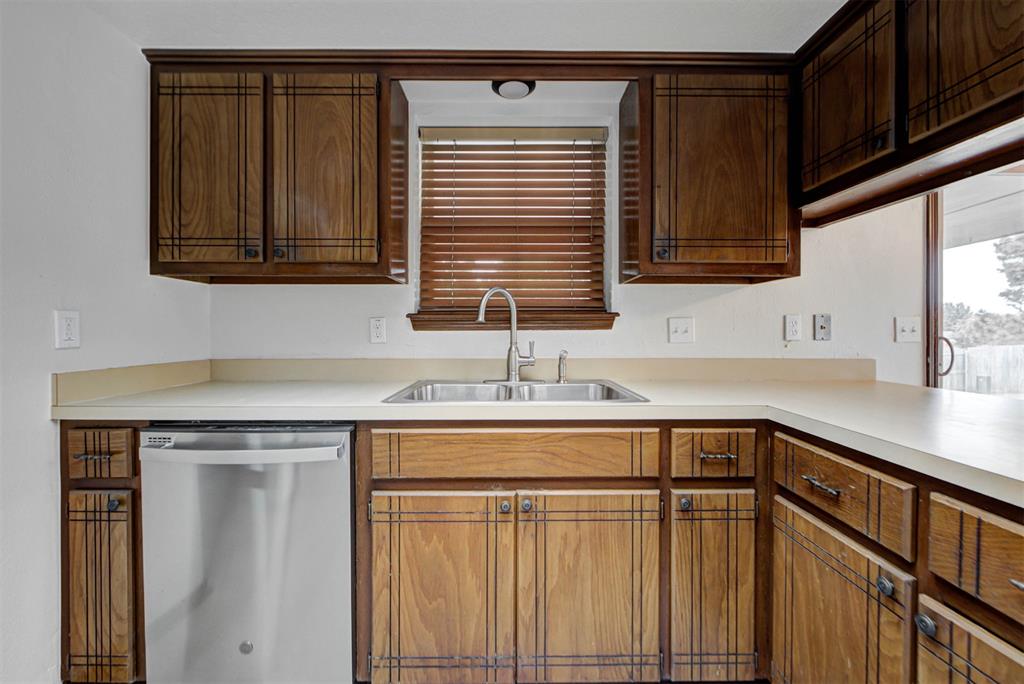 2115 Teresa Drive Property Photo 13