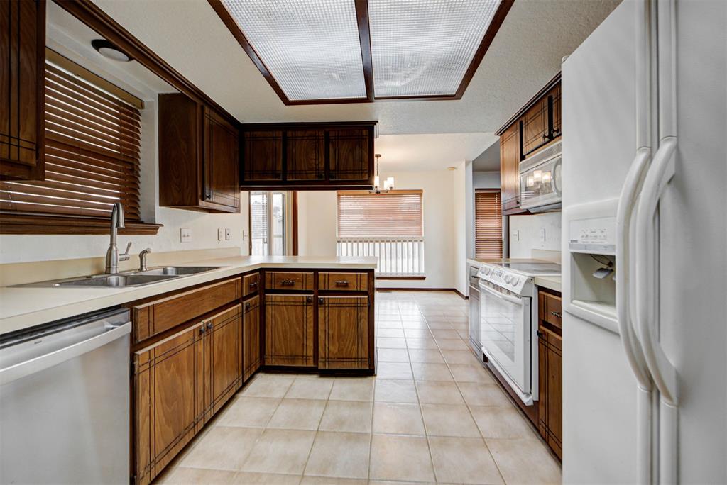 2115 Teresa Drive Property Photo 14
