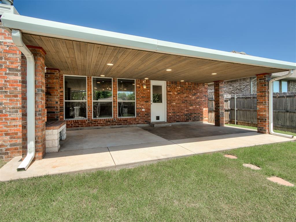 825 Oak Creek Drive Property Photo 38