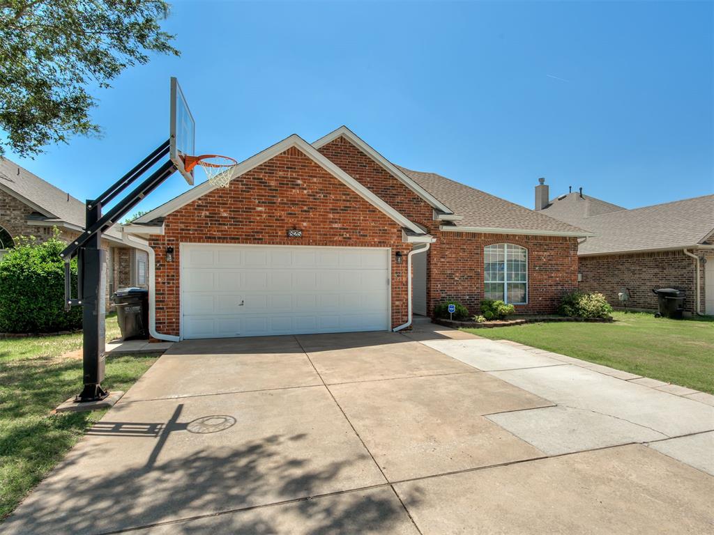 825 Oak Creek Drive Property Photo 47