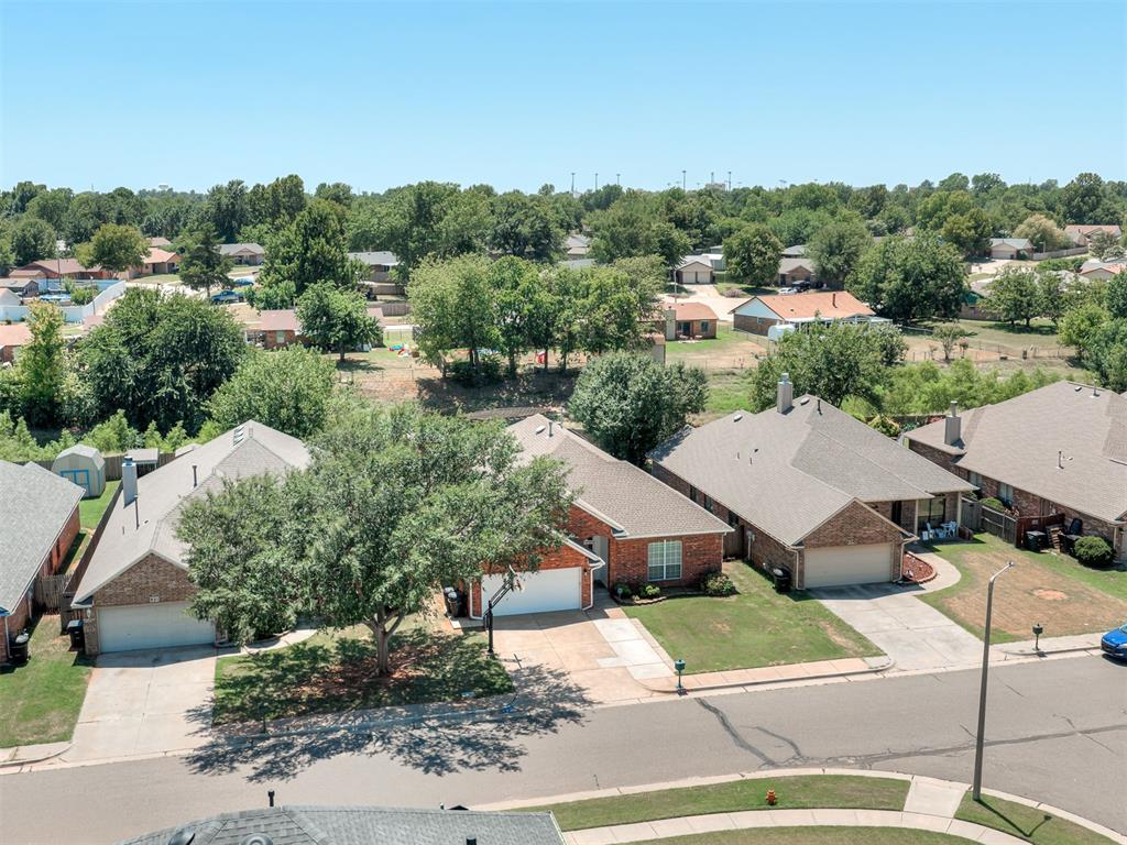 825 Oak Creek Drive Property Photo 48
