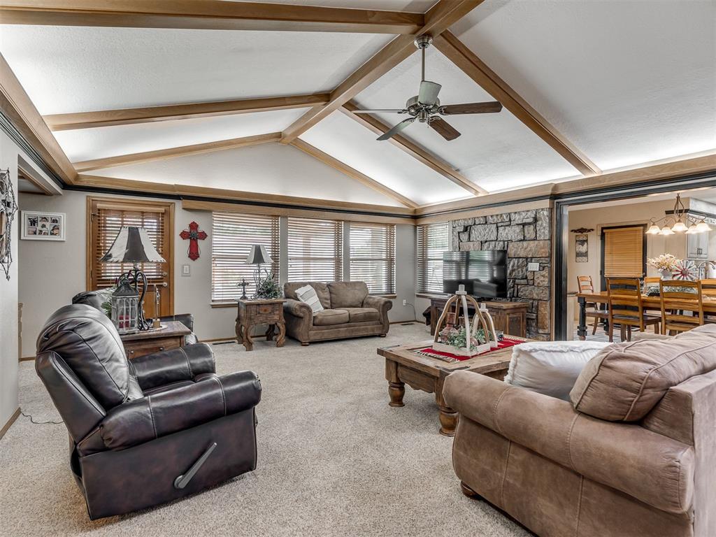 4 Cedar Lake Lane Property Photo 8