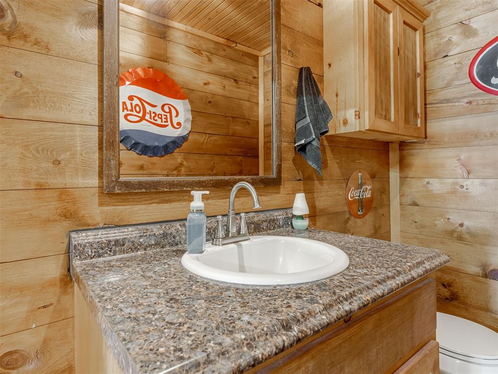 4 Cedar Lake Lane Property Photo 41