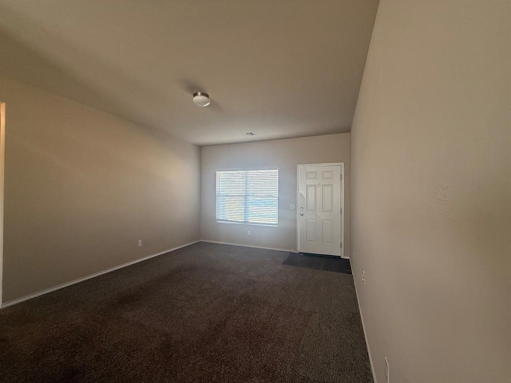 9813 High Noon Road Property Photo 4