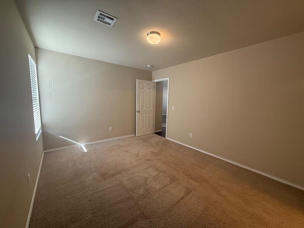 9813 High Noon Road Property Photo 13