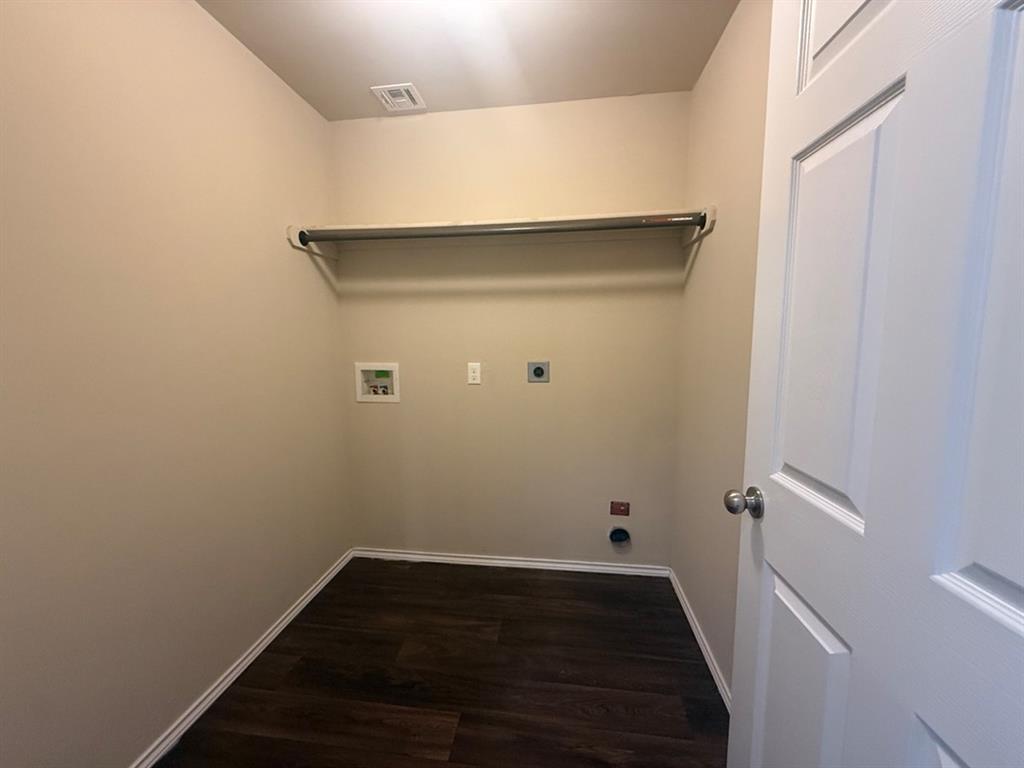 9813 High Noon Road Property Photo 19