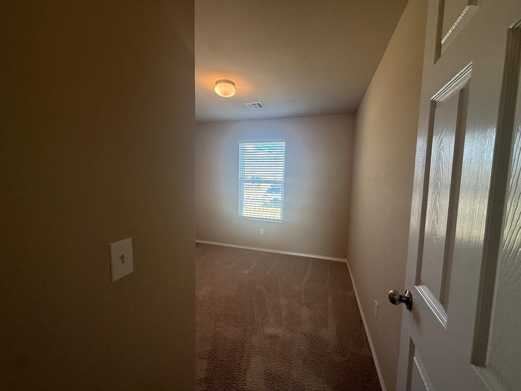 9813 High Noon Road Property Photo 21