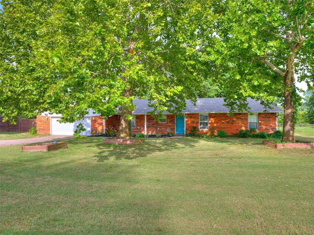 1135 Mockingbird Circle Property Photo 1