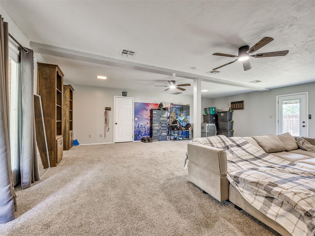1135 Mockingbird Circle Property Photo 17