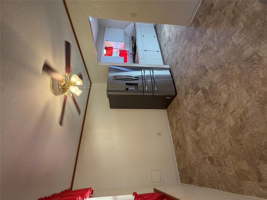8 Baker Street Property Photo 8