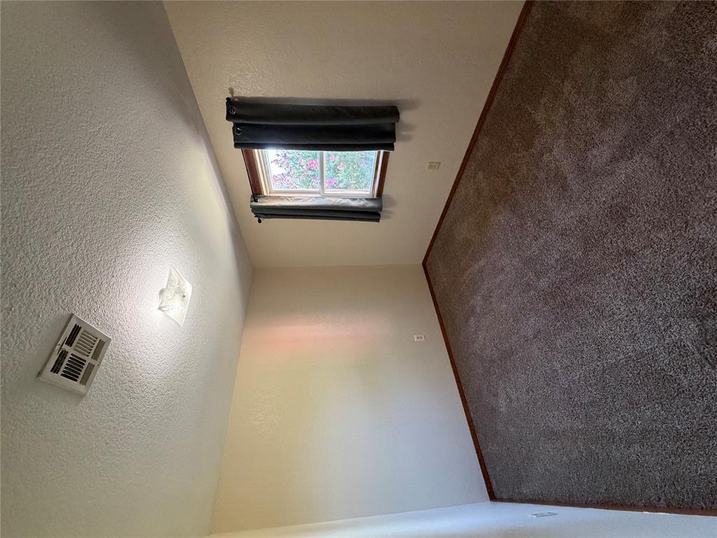8 Baker Street Property Photo 13