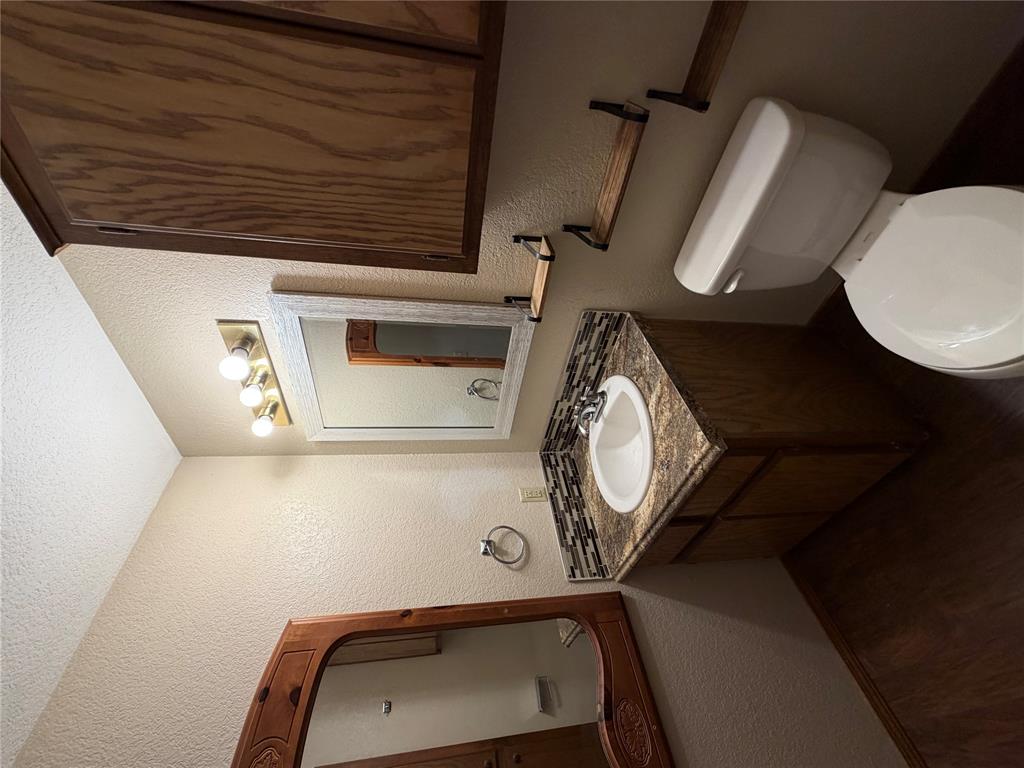 8 Baker Street Property Photo 17