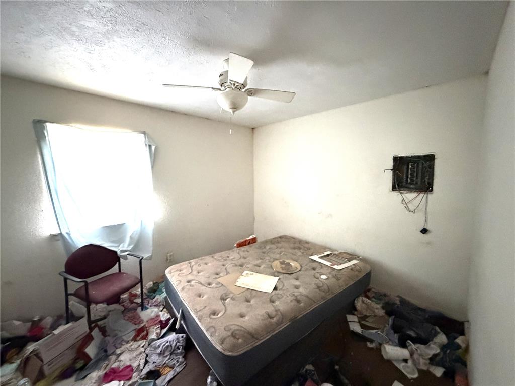 1819 W Midland Street Property Photo 10