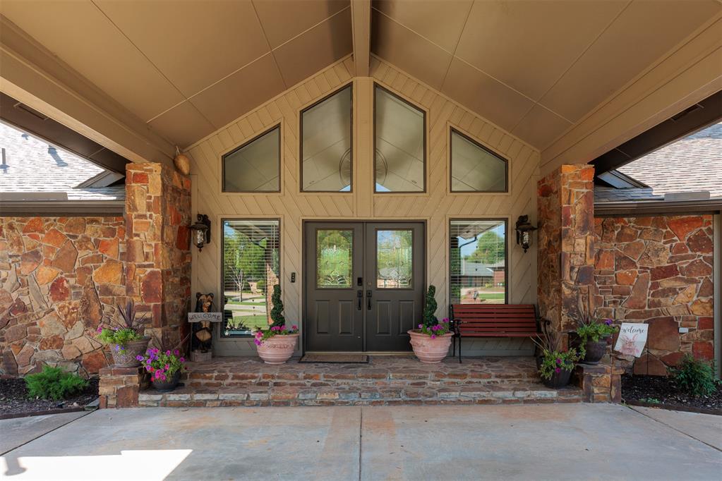 1530 Spring Creek Drive Property Photo 8
