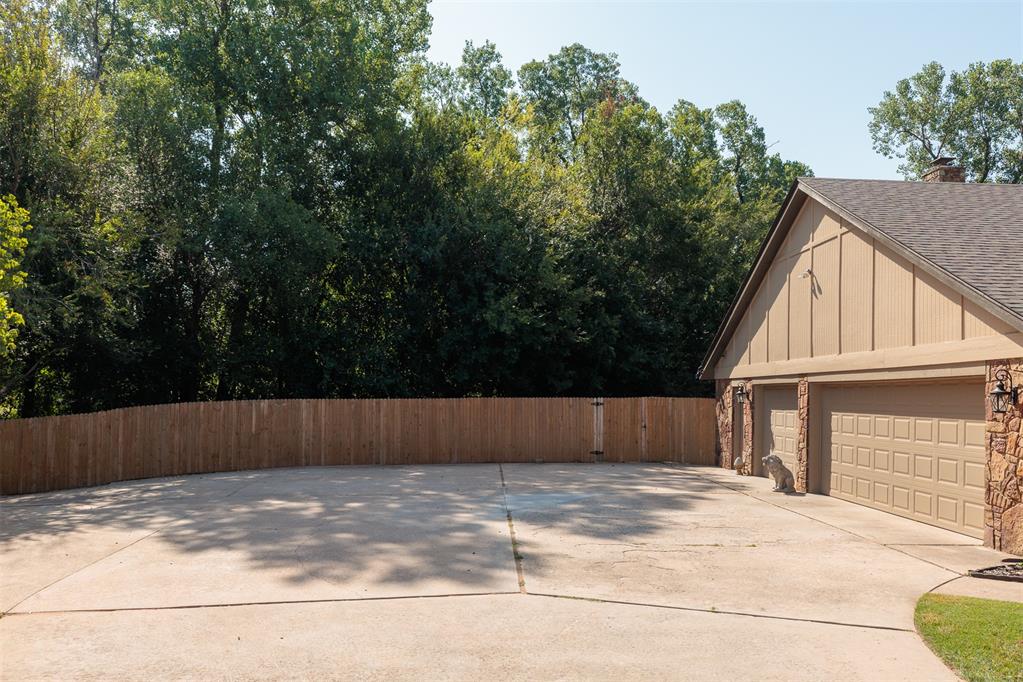 1530 Spring Creek Drive Property Photo 47
